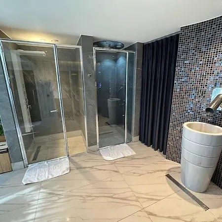 2+1 Sea View - Infinity Pool Appartement Girne